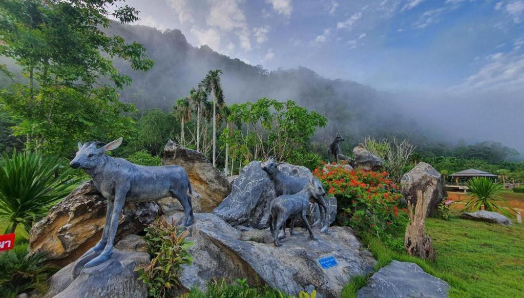 Phuphayot Resort Trang Dış mekan fotoğraf
