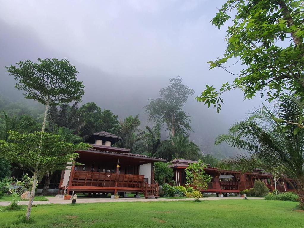 Phuphayot Resort Trang Dış mekan fotoğraf