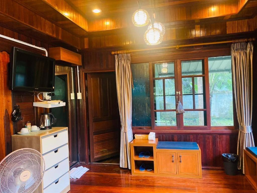 Phuphayot Resort Trang Dış mekan fotoğraf
