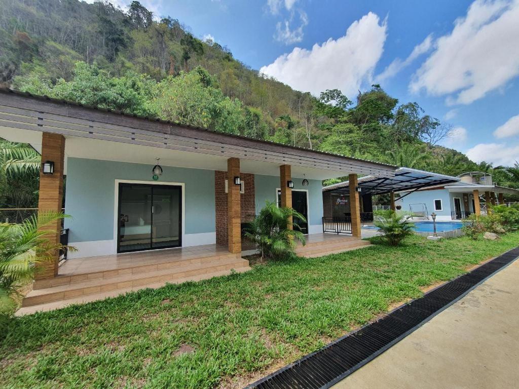 Phuphayot Resort Trang Dış mekan fotoğraf